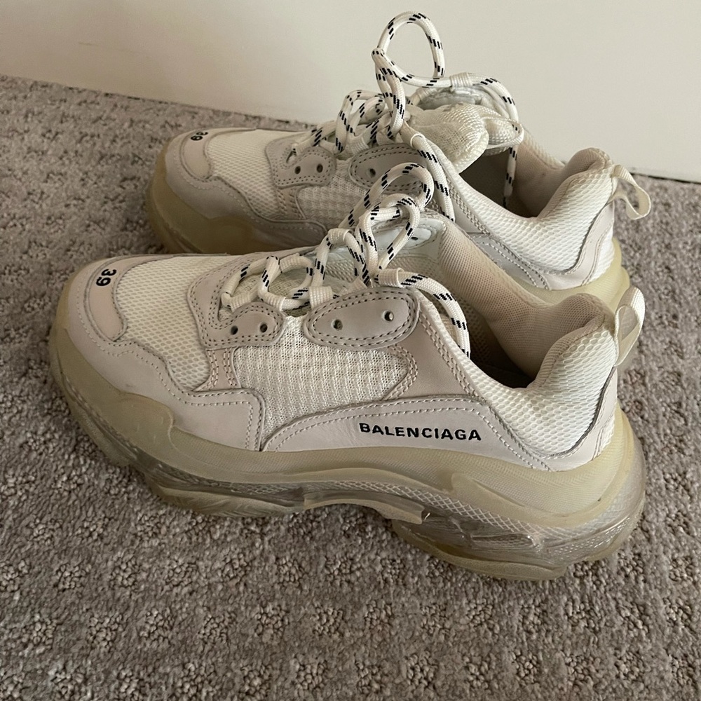 Balenciaga triple S